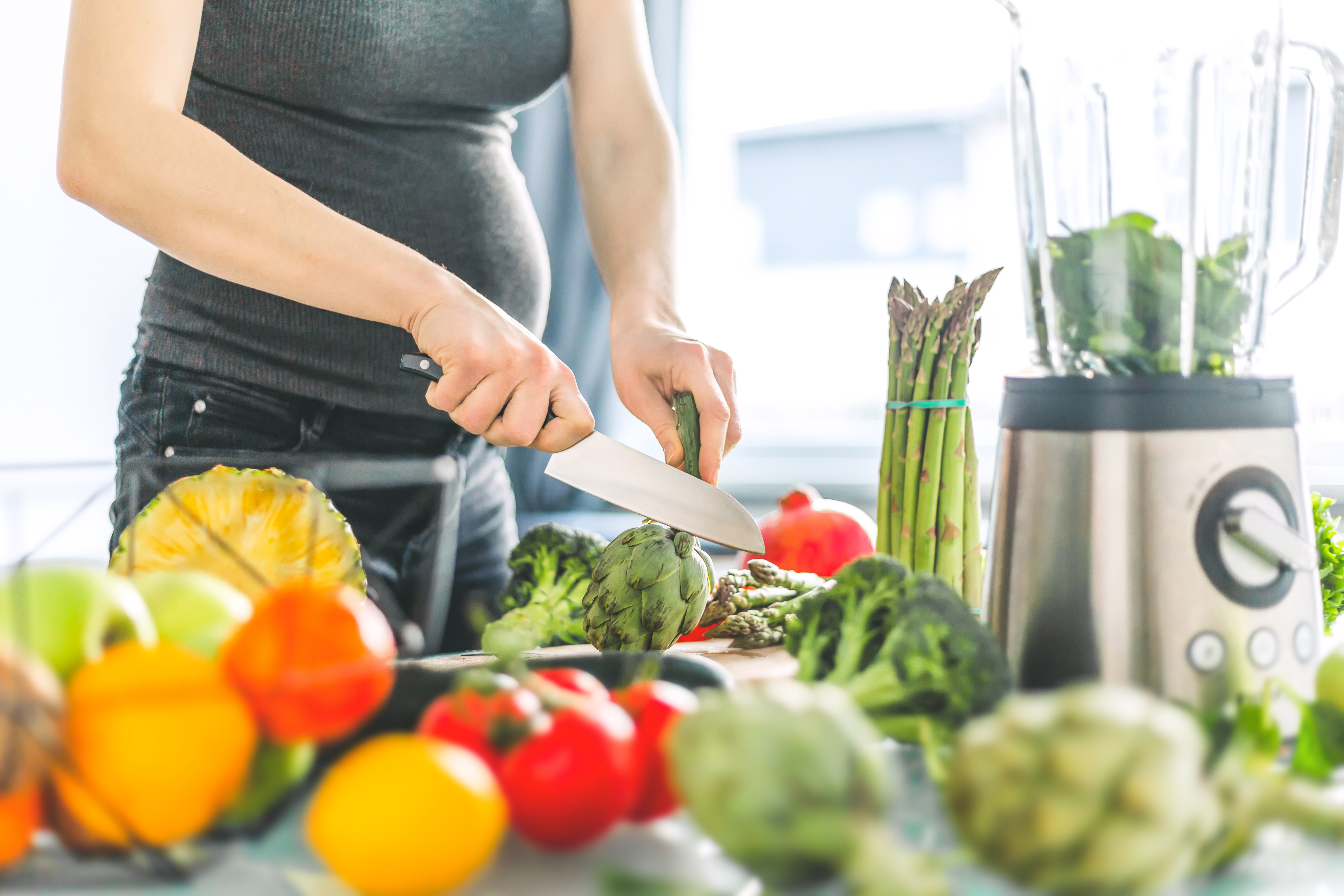 femme enceinte cuisine