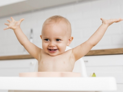  Quand introduire les biscuits dans la diversification alimentaire de bébé  ? 