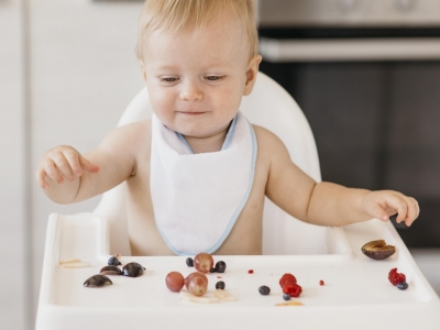 Alimentation solide pour Bébé : À quel âge et comment bien commencer ?